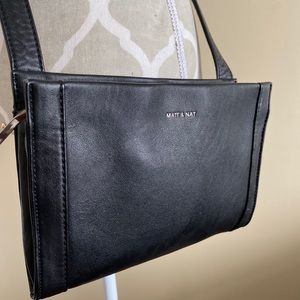 Matt & Nat crossbody black